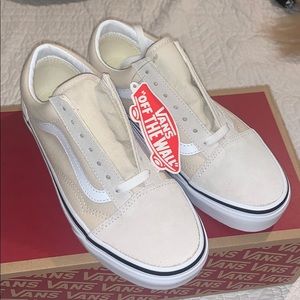 NEW Old Skool Vans - women’s 7/men’s 5.5